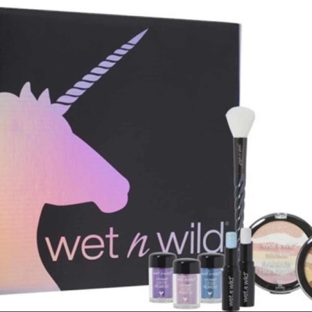 Wet N Wild Unicorn Glow Boxed Set